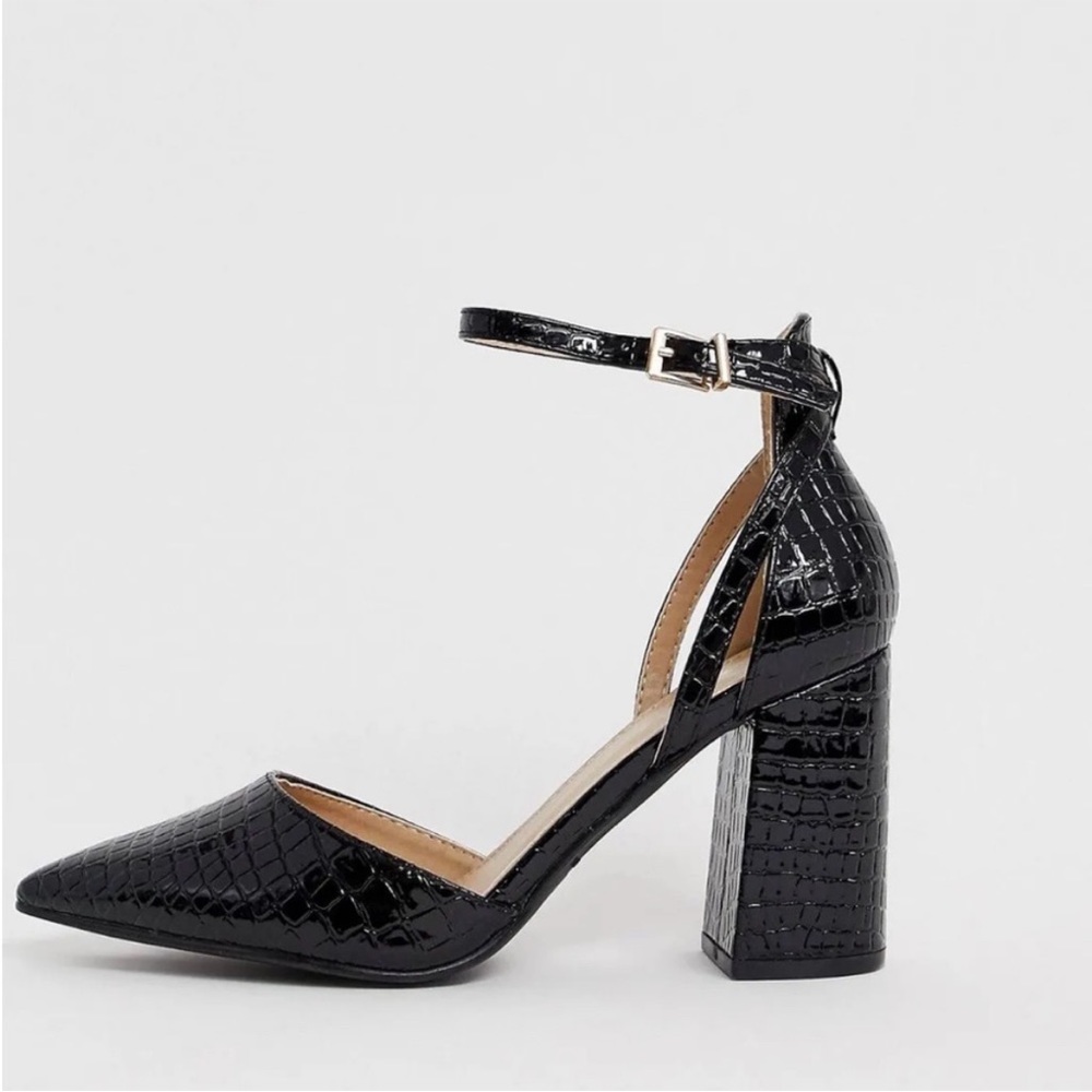 RAID Katy Croc Block Heeled Shoes
UK 3 (Wide Fit)
